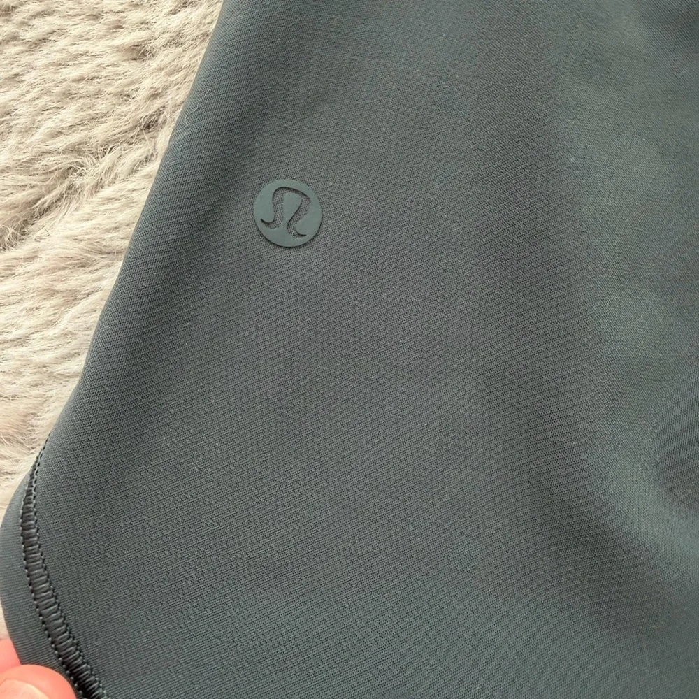 Lululemon Athletica On The Fly Skirt